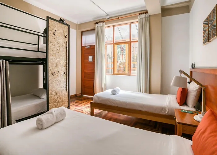 Hotel Nodo Garcilaso 3*